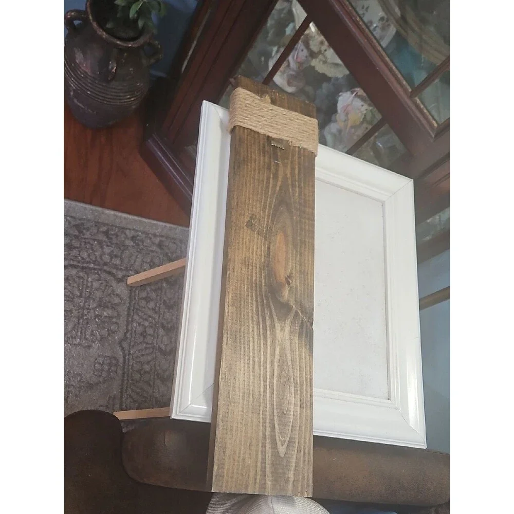 NWOT Rustic Verticle HOME Nautical Wooden Sign - White & Brown